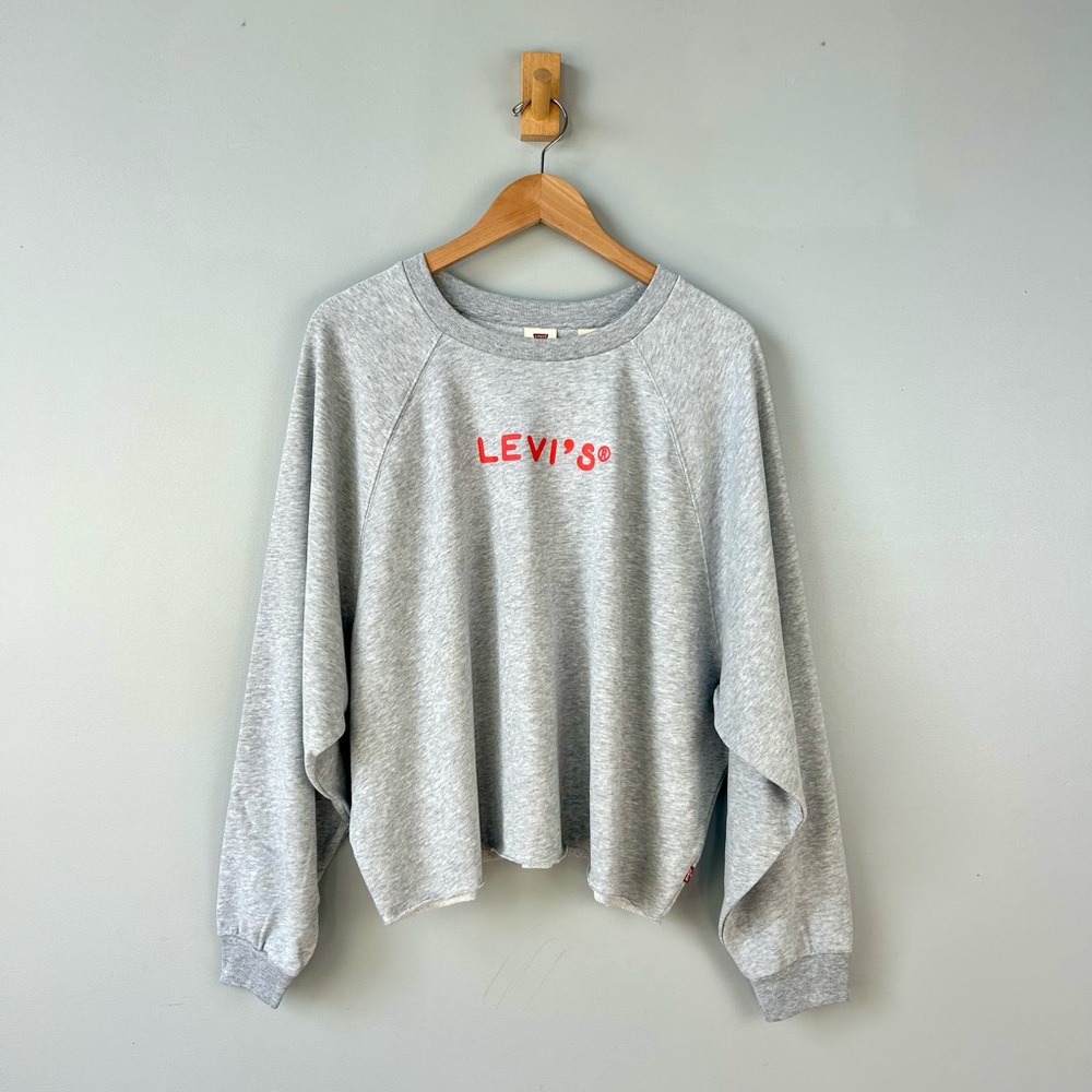 NEW | Levi’s Gray and Red Relaxed Fit Graphic Sweatshirt Size 2XL